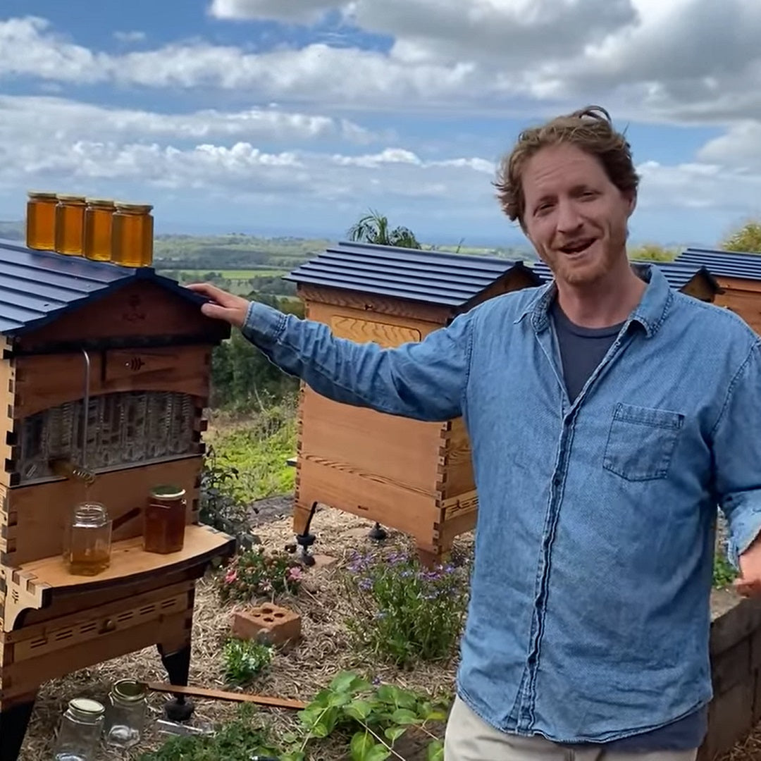 How to harvest honey from a Flow Hive
