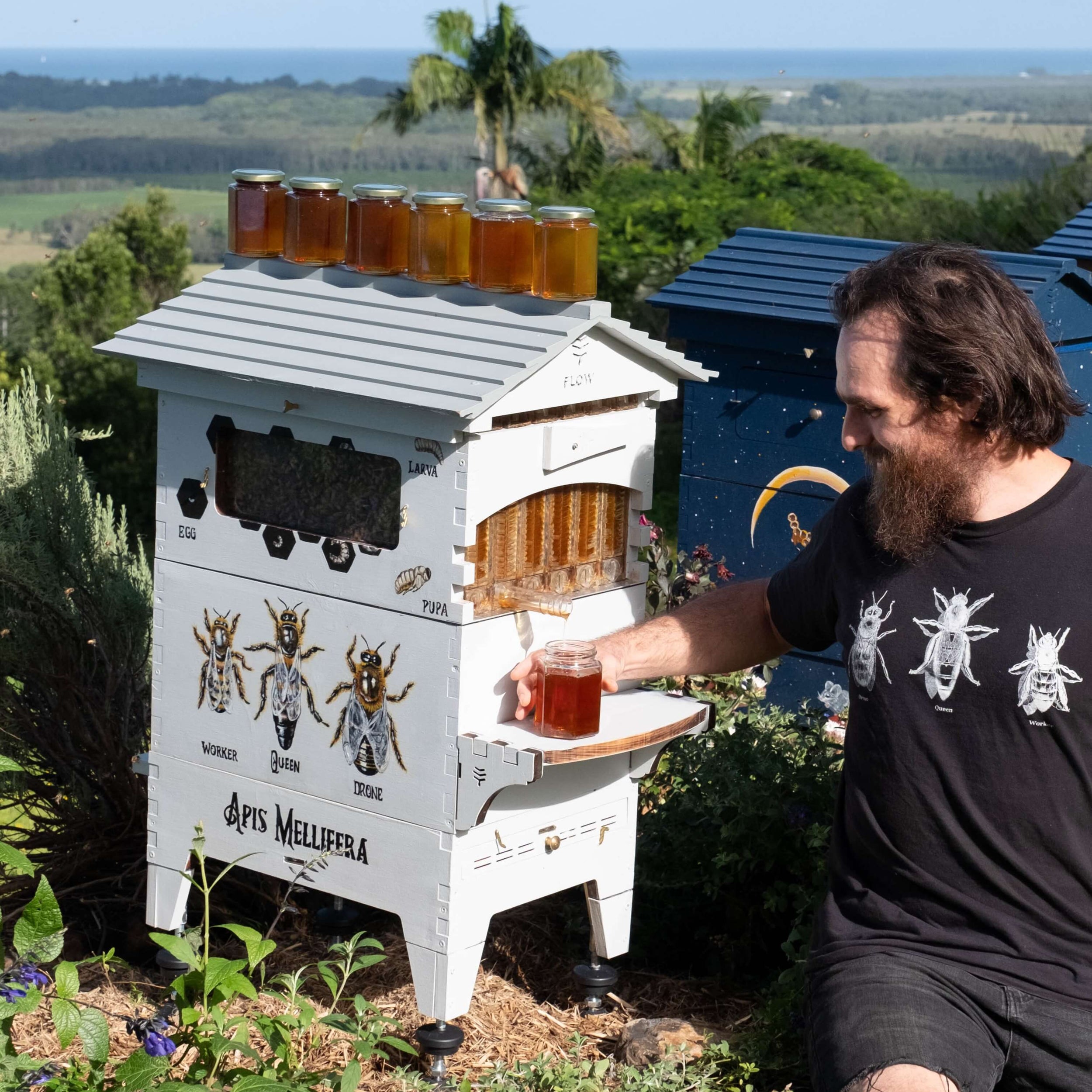 Flow Hive 2 | Honey straight from the beehive - Flow Hive US