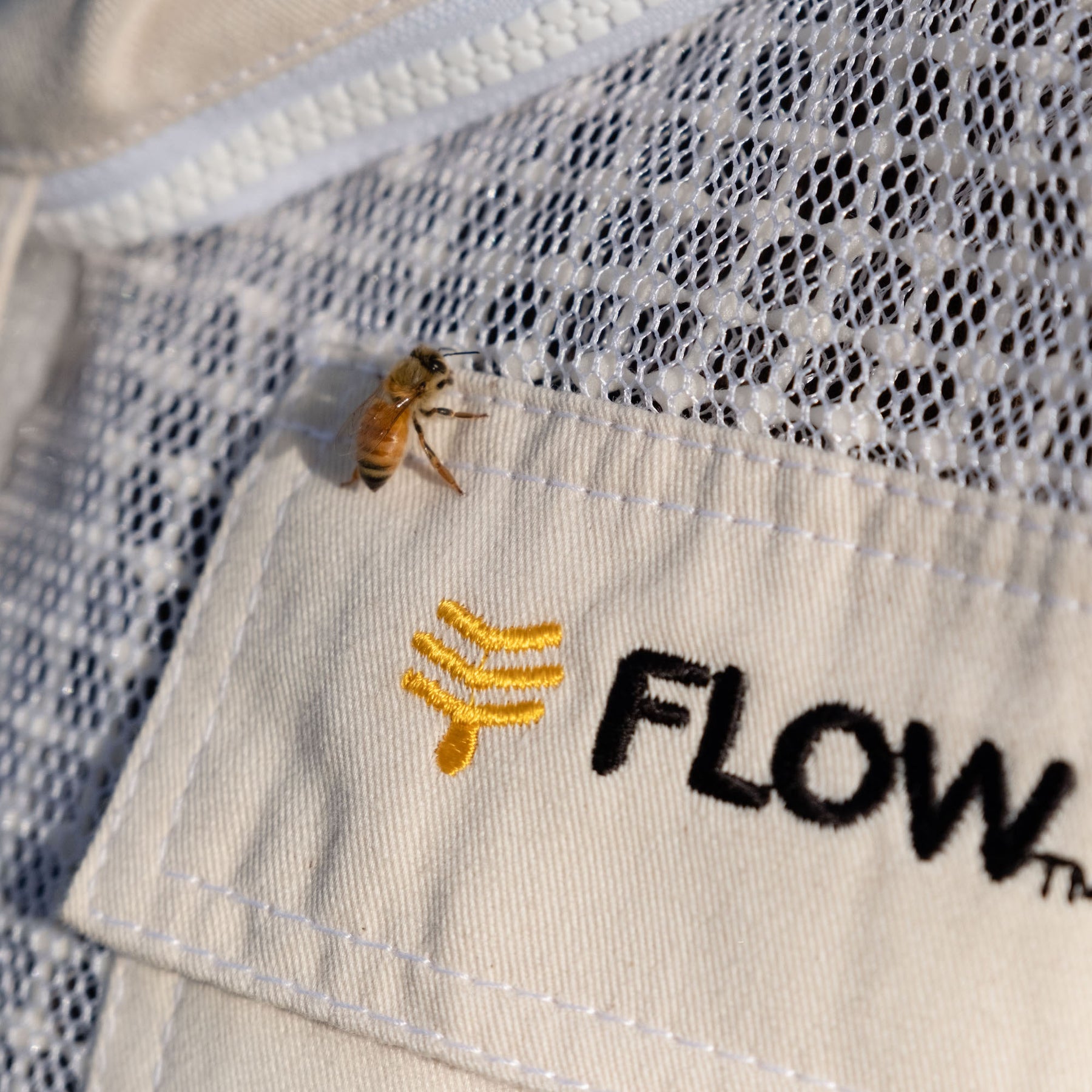 Flow Bee Suit – Mesh - Flow Hive US