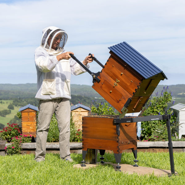 Flow Beehive Super Lifter